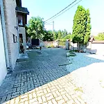 Guest house Urusel