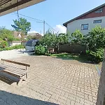 Urusel Guest house