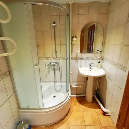 Urusel Πανσιόν Ταλίν